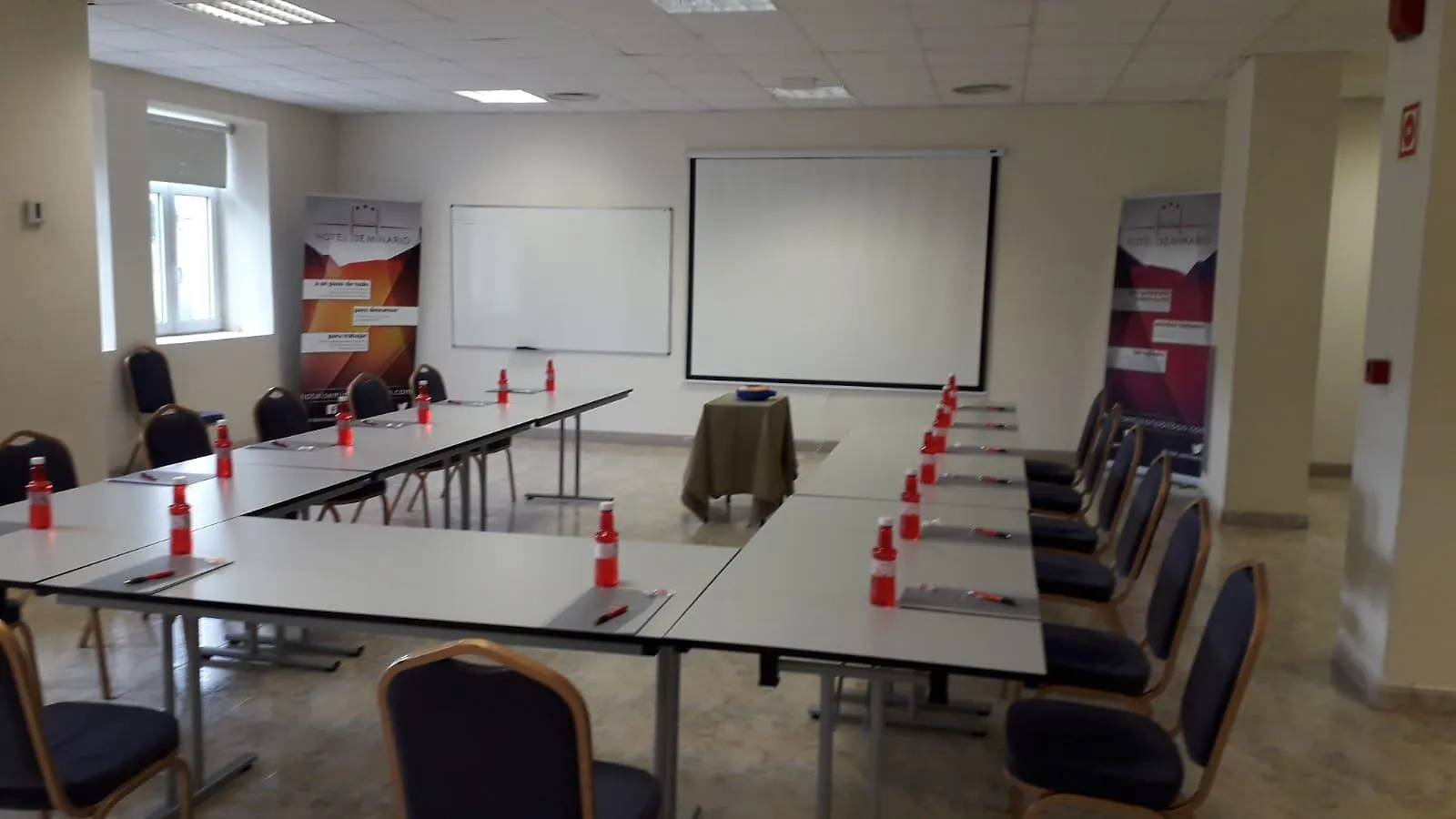 Hotel Seminario Aeropuerto Bilbao Derio